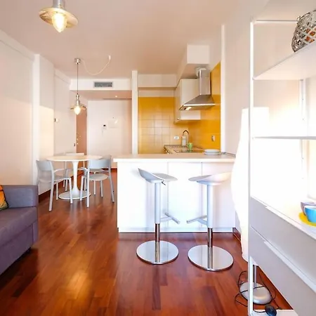 Appartement Cozy With Spacious Veranda *